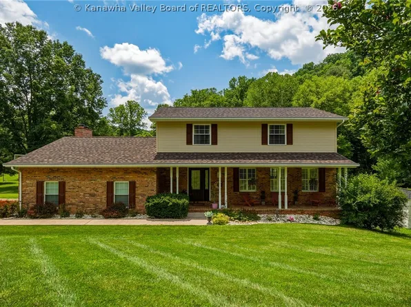 301 Teays Meadows Rd, Scott Depot, WV 25560