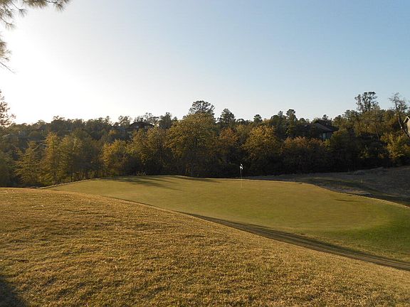 3rd image of 2201 E Scenic Dr