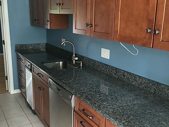 5th image of 60 Laurelwood Dr #60