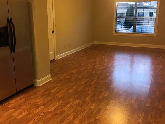 5th image of 54 Stonebriar Ct