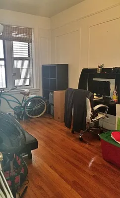 Rented by Dynamik Realty | media 10