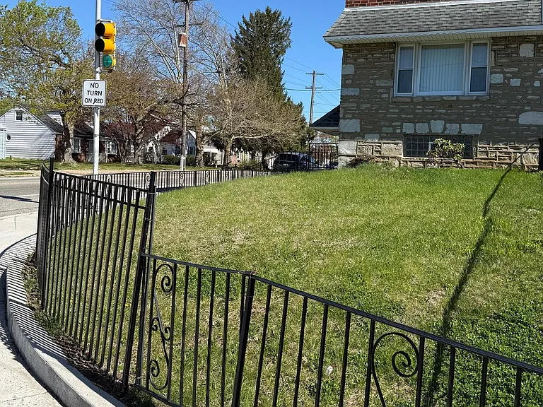 9083 Convent Ave — Photo 2