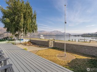 117 Water St, Chelan, WA 98816