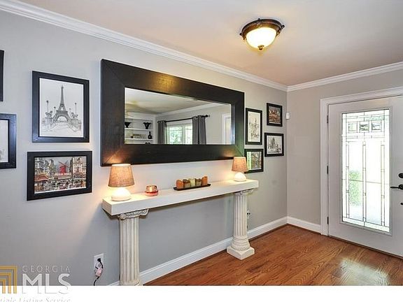 5th image of 3550 Colby Ct SE