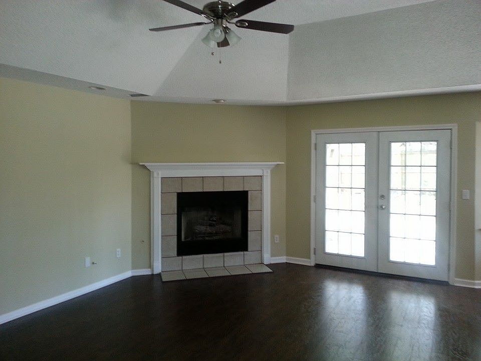 2nd image of 6040 Birchwood Ave