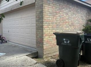 112 Azolar St, San Marcos, TX 78666