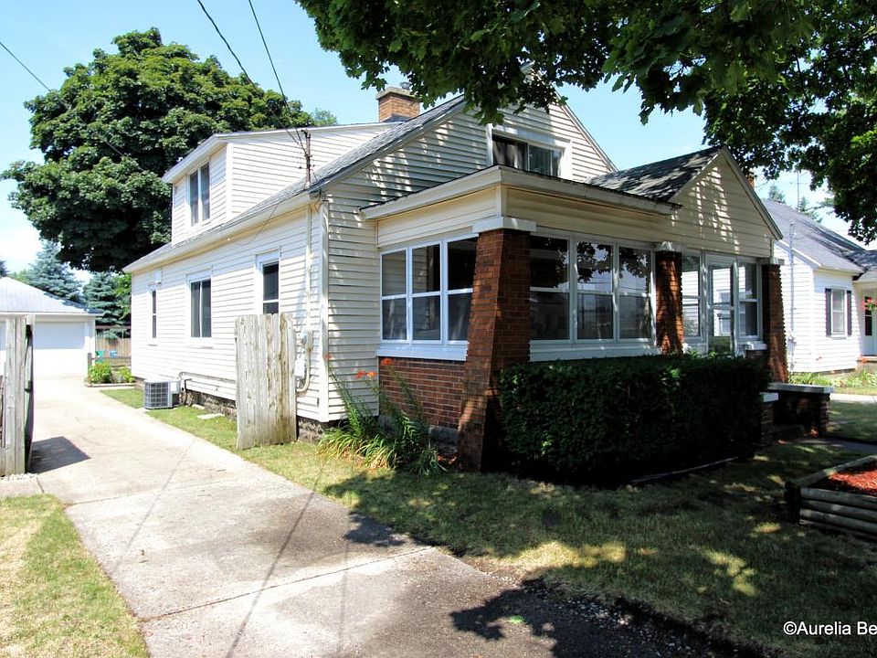 1st image of 131 Wexford St SE