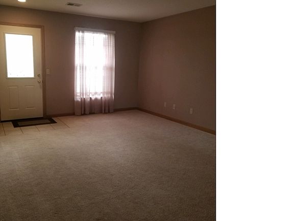 3rd image of 3794 Yale Ave