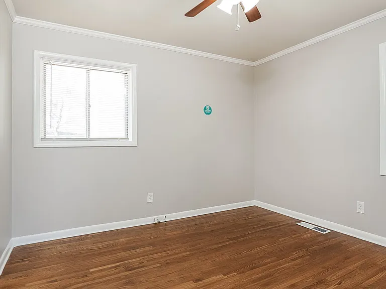 224 Tanglewood Cir — Photo 13