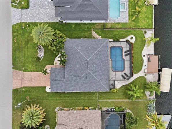 1327 SE 17th St, Cape Coral, FL 33990