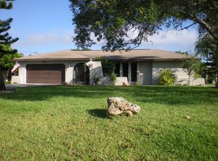 2025 Palaco Grande Pkwy, Cape Coral, FL 33904