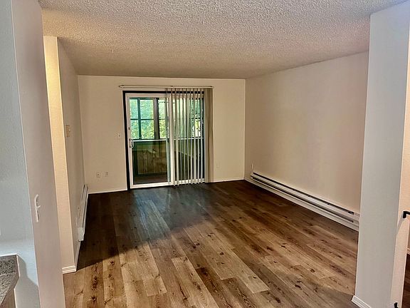 2nd image of 3404 SW Beaverton Hillsdale Hwy #0
