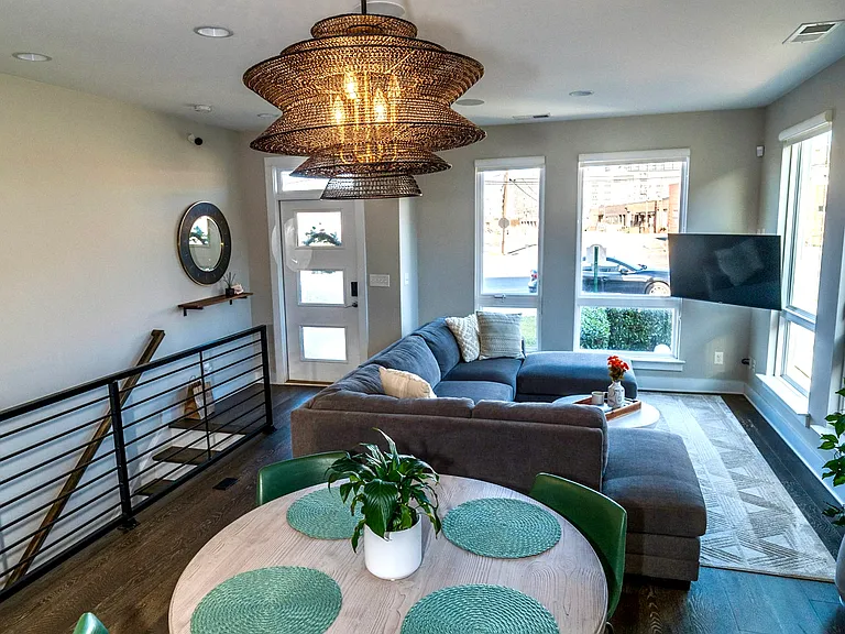 406 Southend Crossing Ln — Photo 7