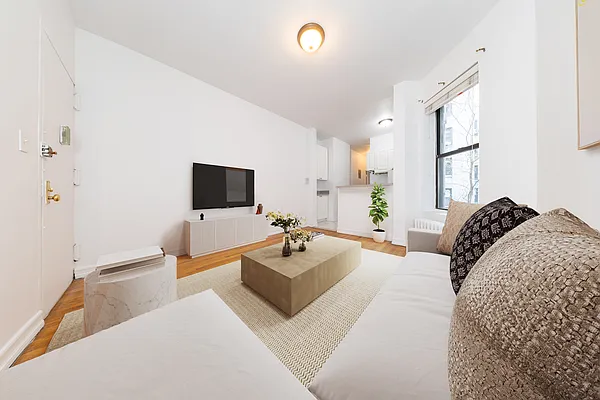 Rented by Platinum Properties | media 6