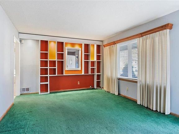 3rd image of 9018 Goodman Dr