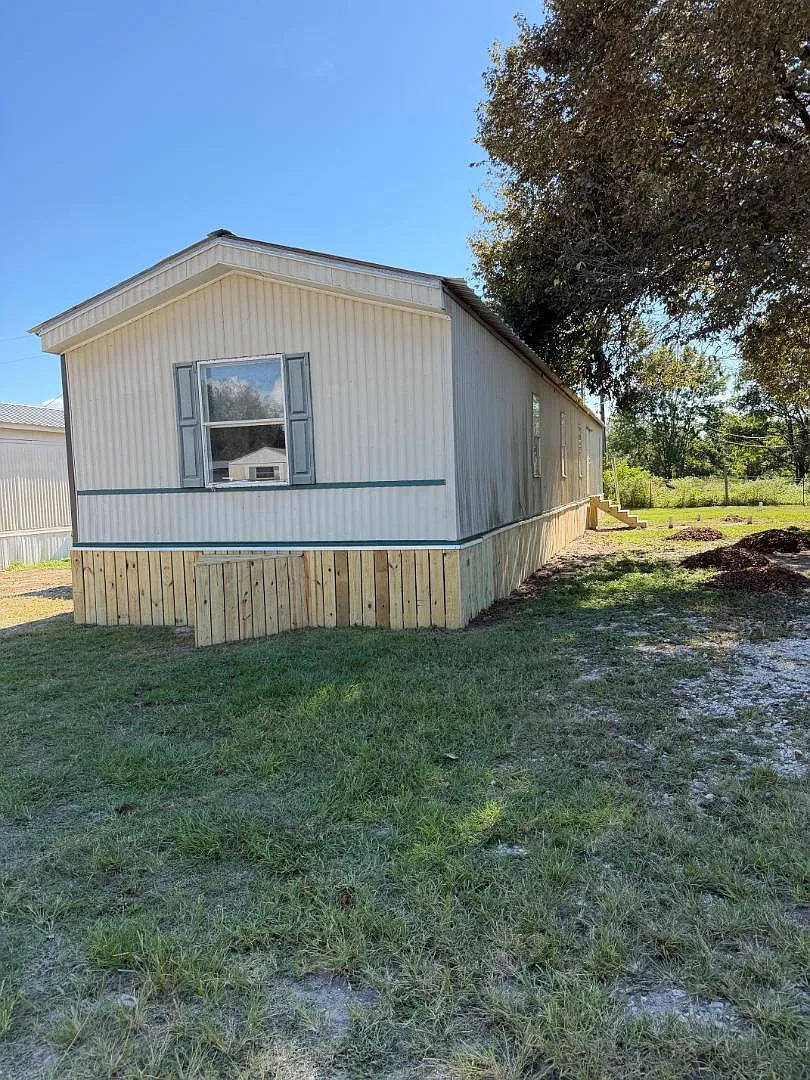 2485 Fm 350 S - Unit 4 — Photo 2