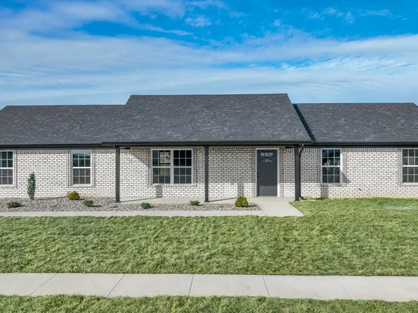 567 Middle Creek Way, Berea, KY 40403