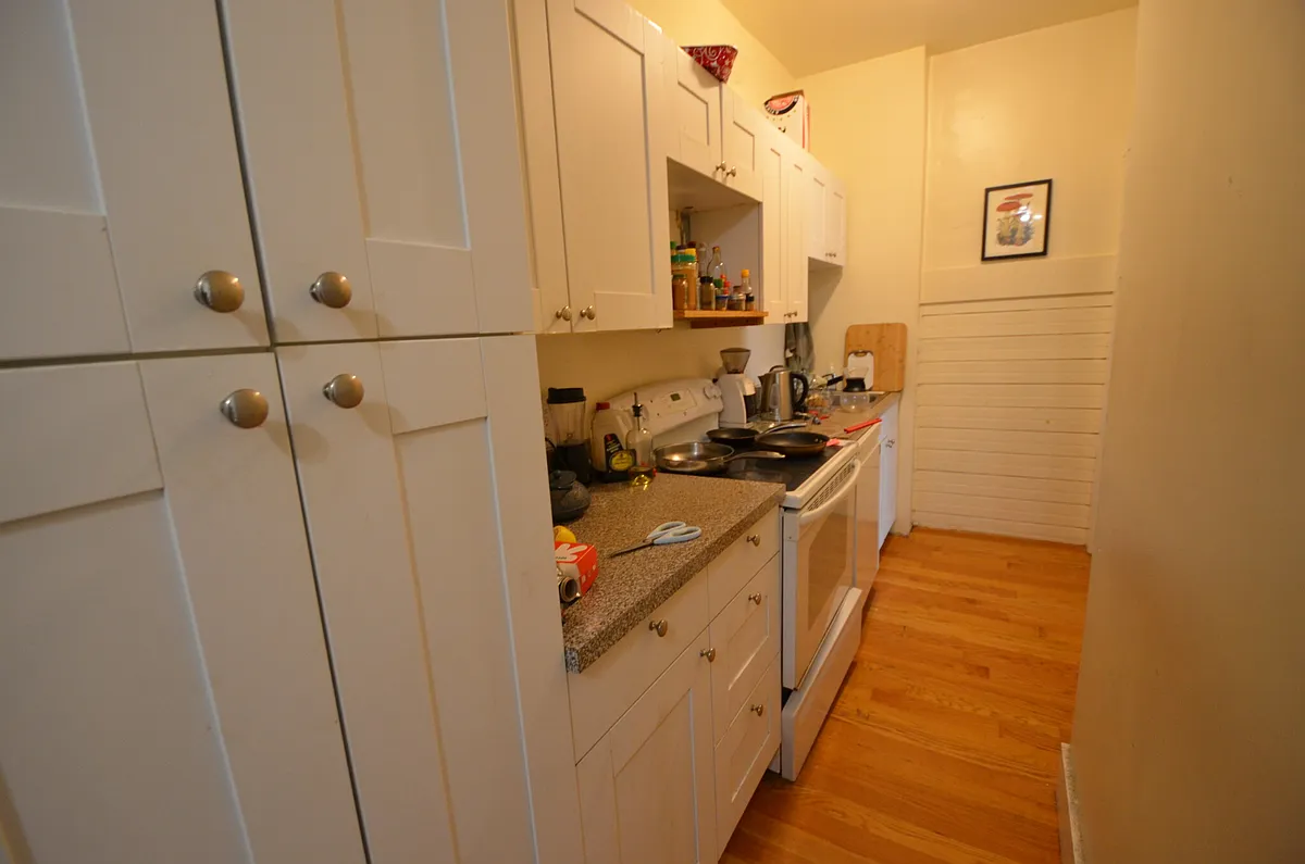 Building Photo - 35 Brookline St #14