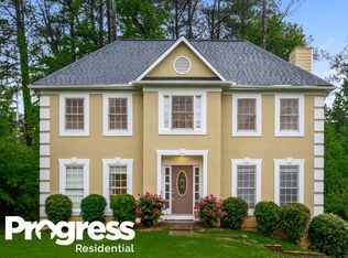 1484 Yorktown Dr, Lawrenceville, GA 30043