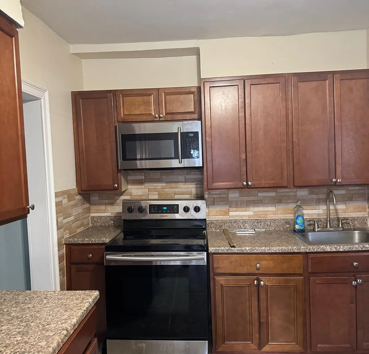 4311 De Reimer Ave — Photo 2
