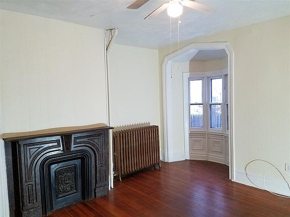 2nd image of 180 Milton Ave