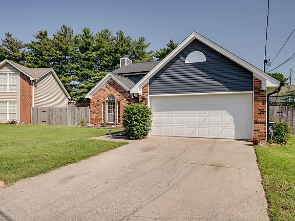 2nd image of 111 Northlake Dr