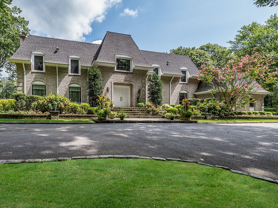 Glen-Gery Brick Colonial