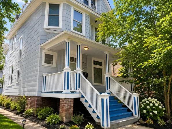 2108 Wesley Ave, Evanston, IL 60201