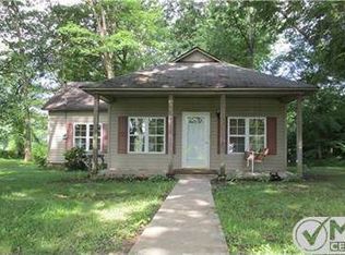 3241 Main St, Altamont, TN 37301