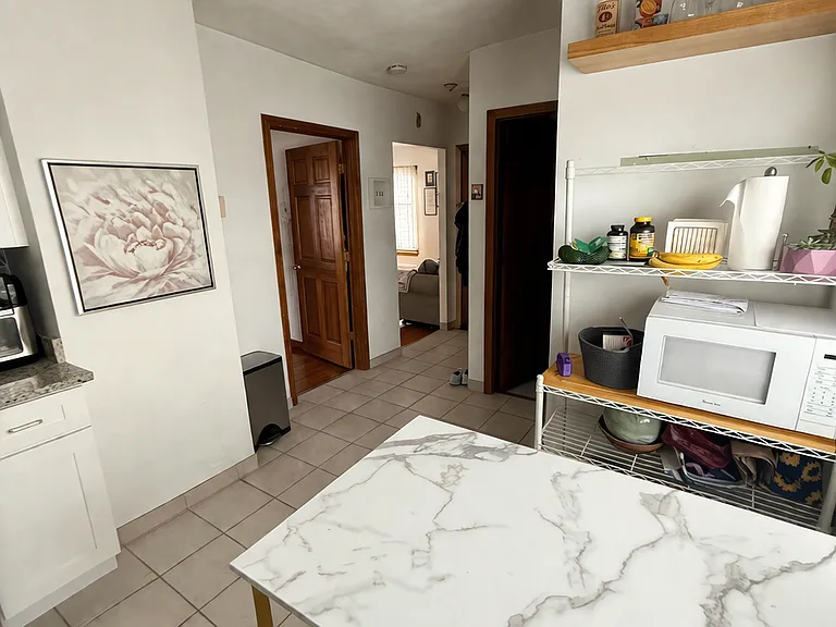 589 Somerville Ave #A — Photo 3