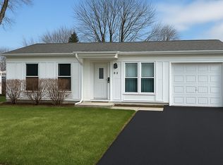 327 Fairfax Ave, Romeoville, IL 60446