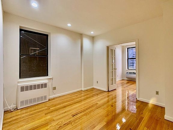 3rd image of 366 Broome St #41R