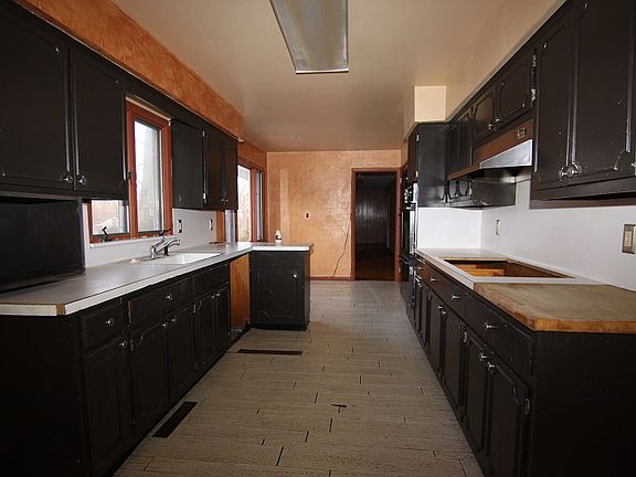 5th image of 24 Linden Ave
