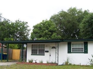 2520 Kershaw Dr W, Jacksonville, FL 32211
