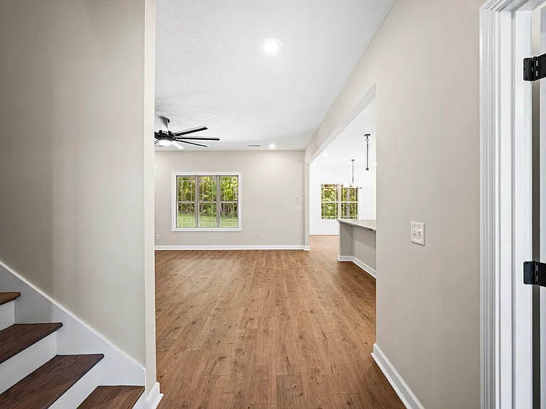 1749 Powell Rd — Photo 29