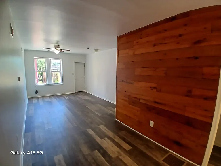 17 E Ashmead St — Photo 20