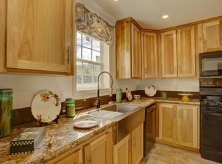197 Indigo Ln #5EZA3X, Somerset, PA 15501