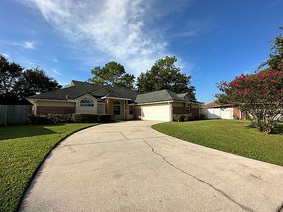 2nd image of 10398 Triple Crown Ave