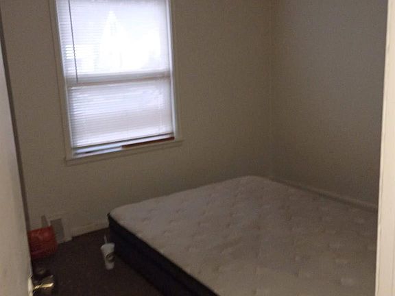 4th image of 8645 Fielding St