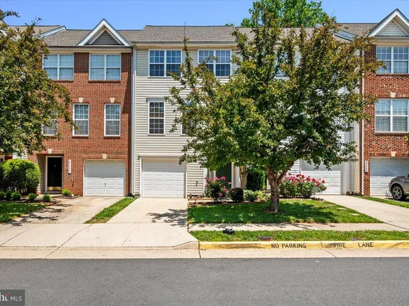 20493 Blue Heron Ter, Sterling, VA 20165