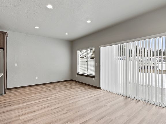 2nd image of 6 7th St #1
