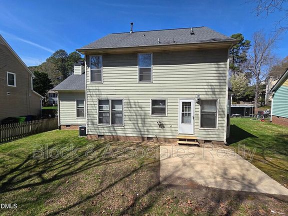 5th image of 5709 Edgebury Rd