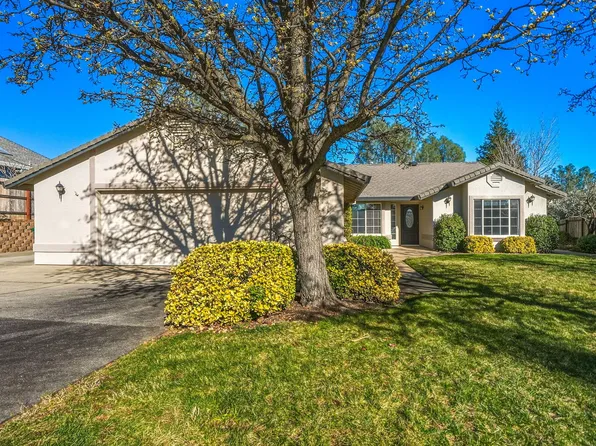 315 River Park Dr, Redding, CA 96003