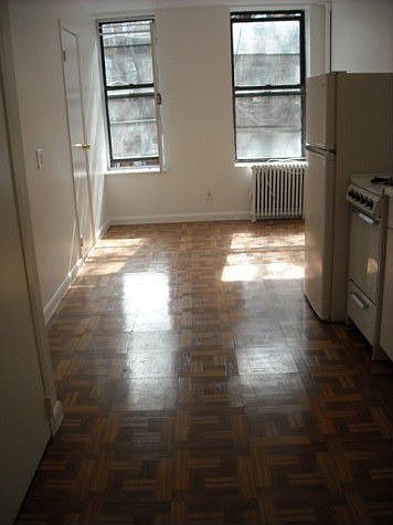 1st image of 314 E 6th St APT 5