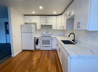 1822 Silver Lake Rd #23368BECA, Everett, WA 98208