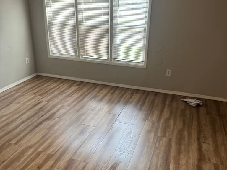 2228 Hunter Pl SE — Photo 4