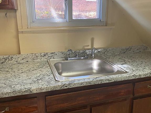 4th image of 4036 Harper Ave Floor 1