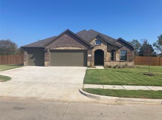 706 Broken Bow Ln, Cleburne, TX 76033
