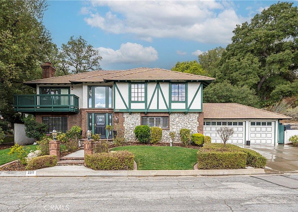 1st image of 2211 Shenandoah Ln