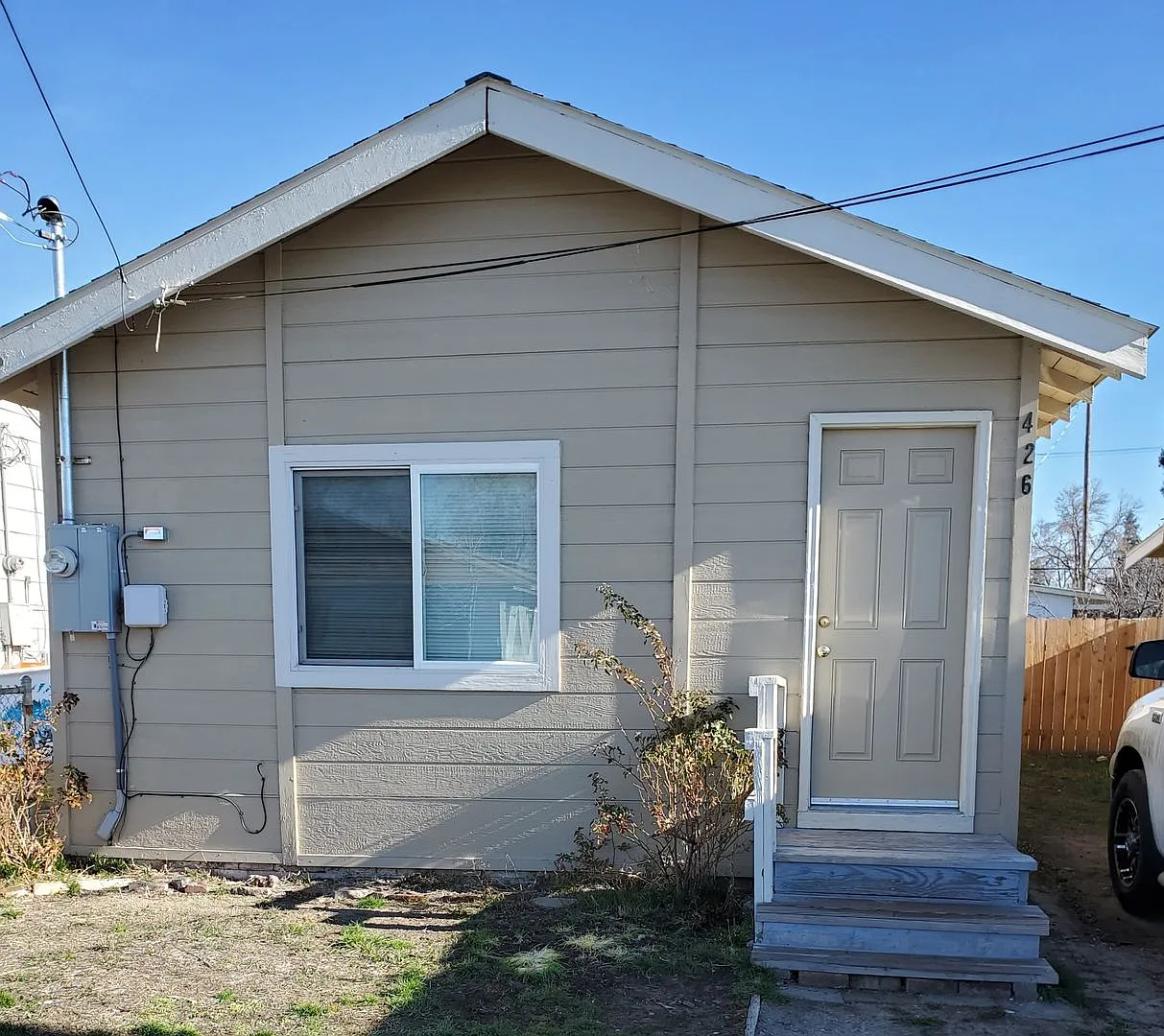 1 Bedroom, 1 Bathroom Home - Mills Addition — Photo 1